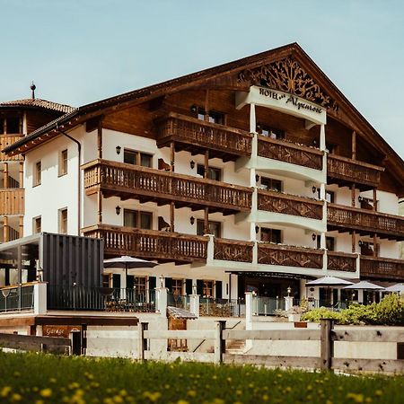 Hotel Alpenrose Arabba Exteriör bild