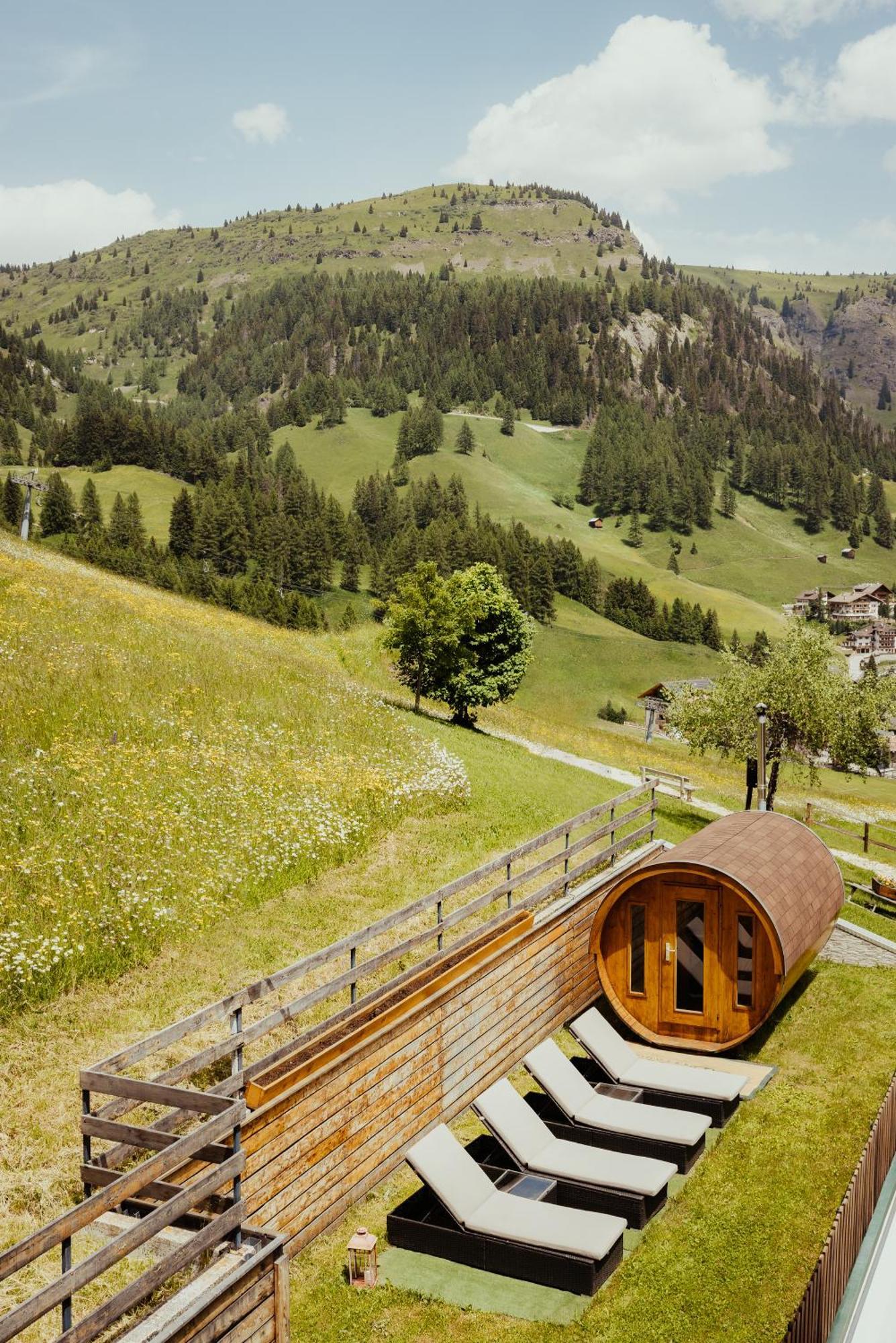 Hotel Alpenrose Arabba Exteriör bild