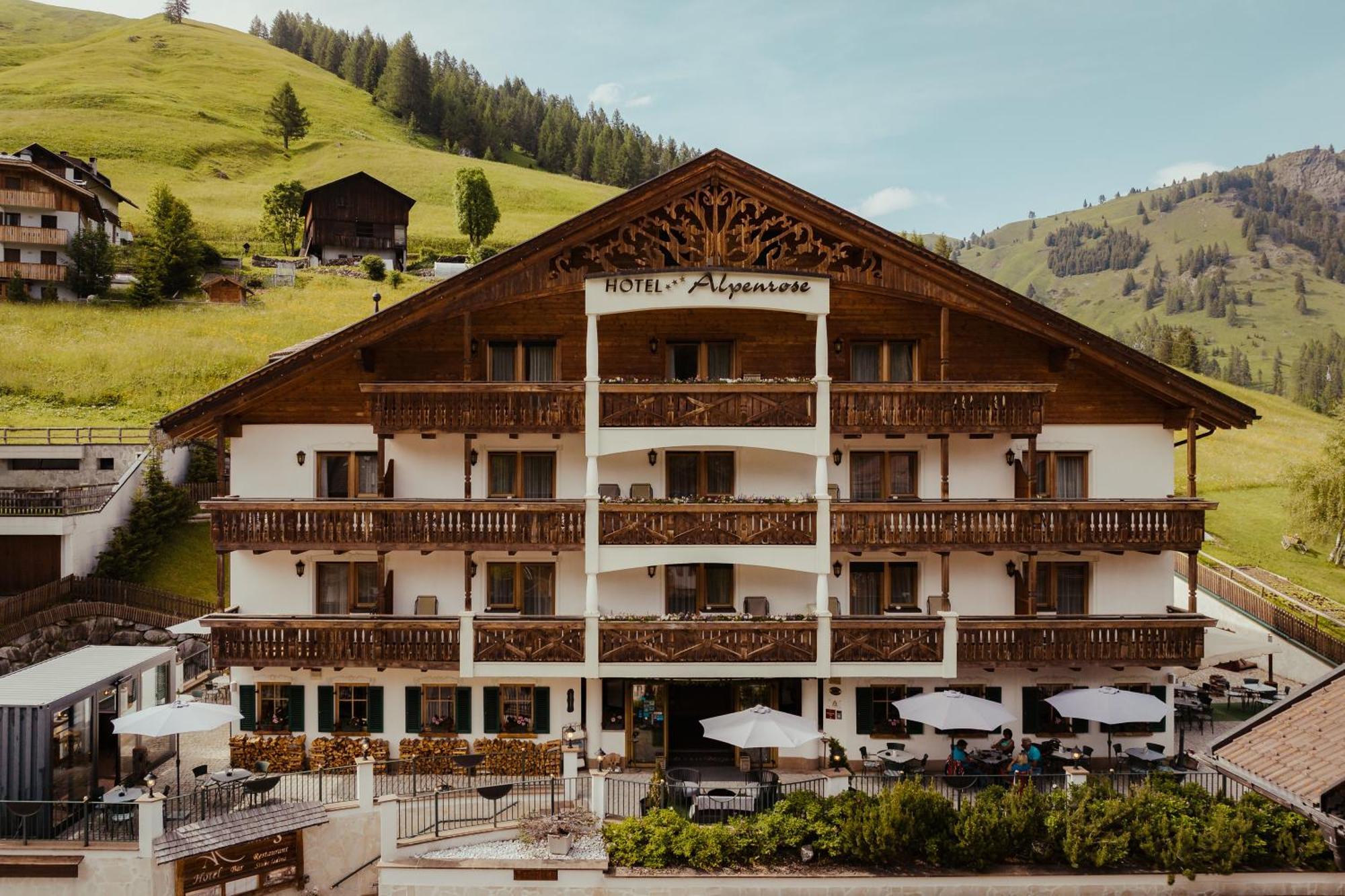 Hotel Alpenrose Arabba Exteriör bild