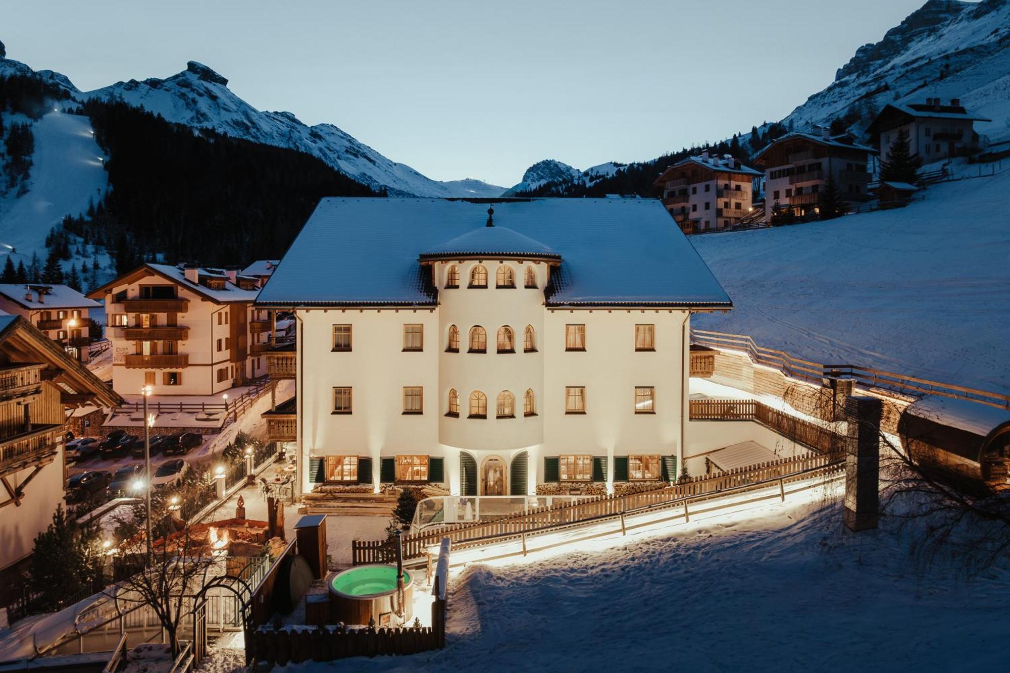 Hotel Alpenrose Arabba Exteriör bild